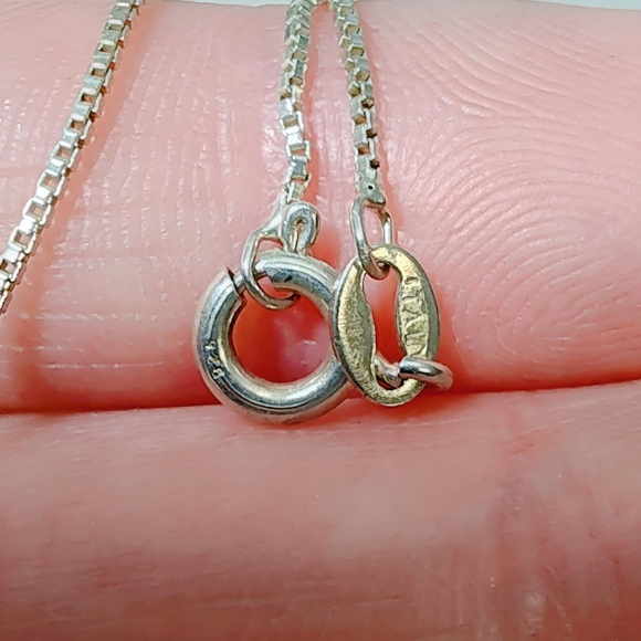 SU Sterling Silver Open work LOVE Bar Pendant Necklace Thailand 17" - Picture 9 of 13